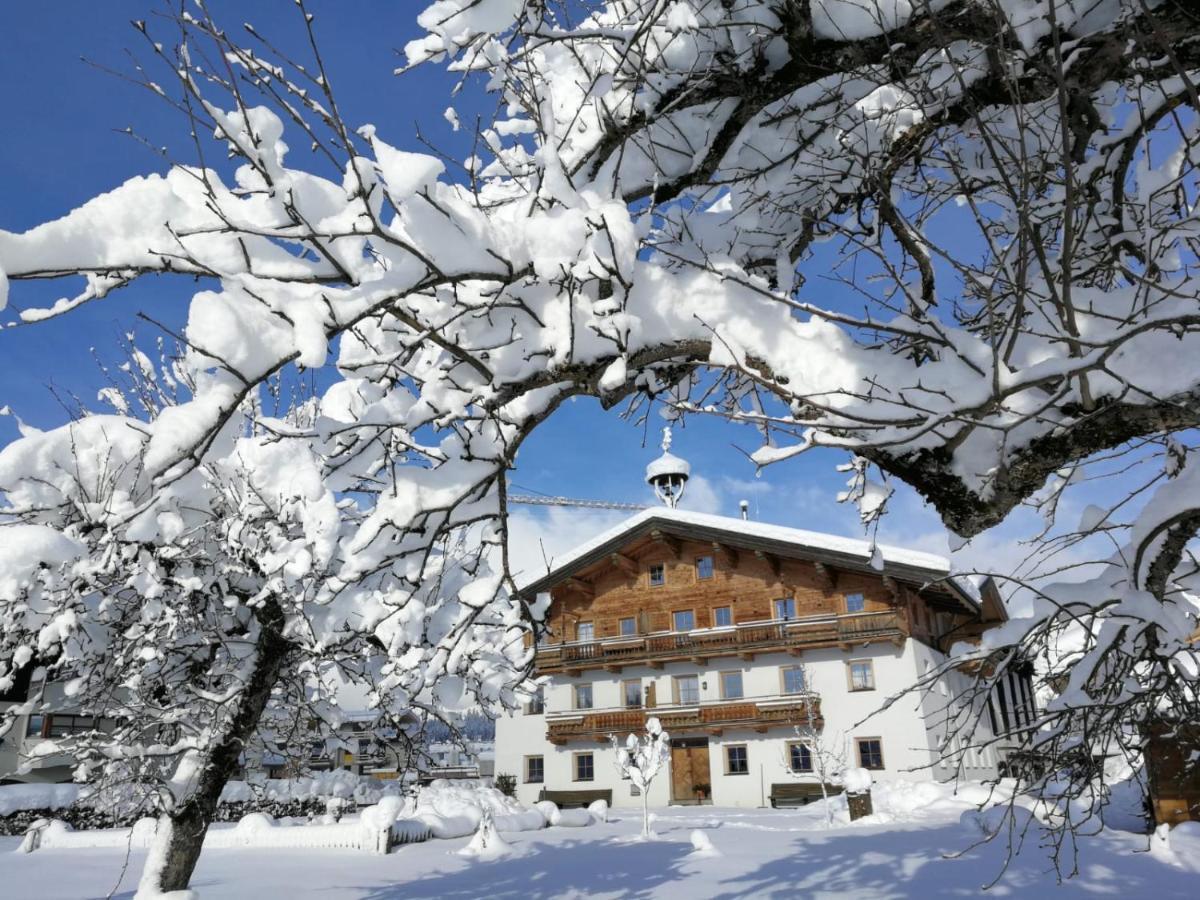 Ferienwohnung Huberhof Оберндорф-ин-Тирол Екстериор снимка